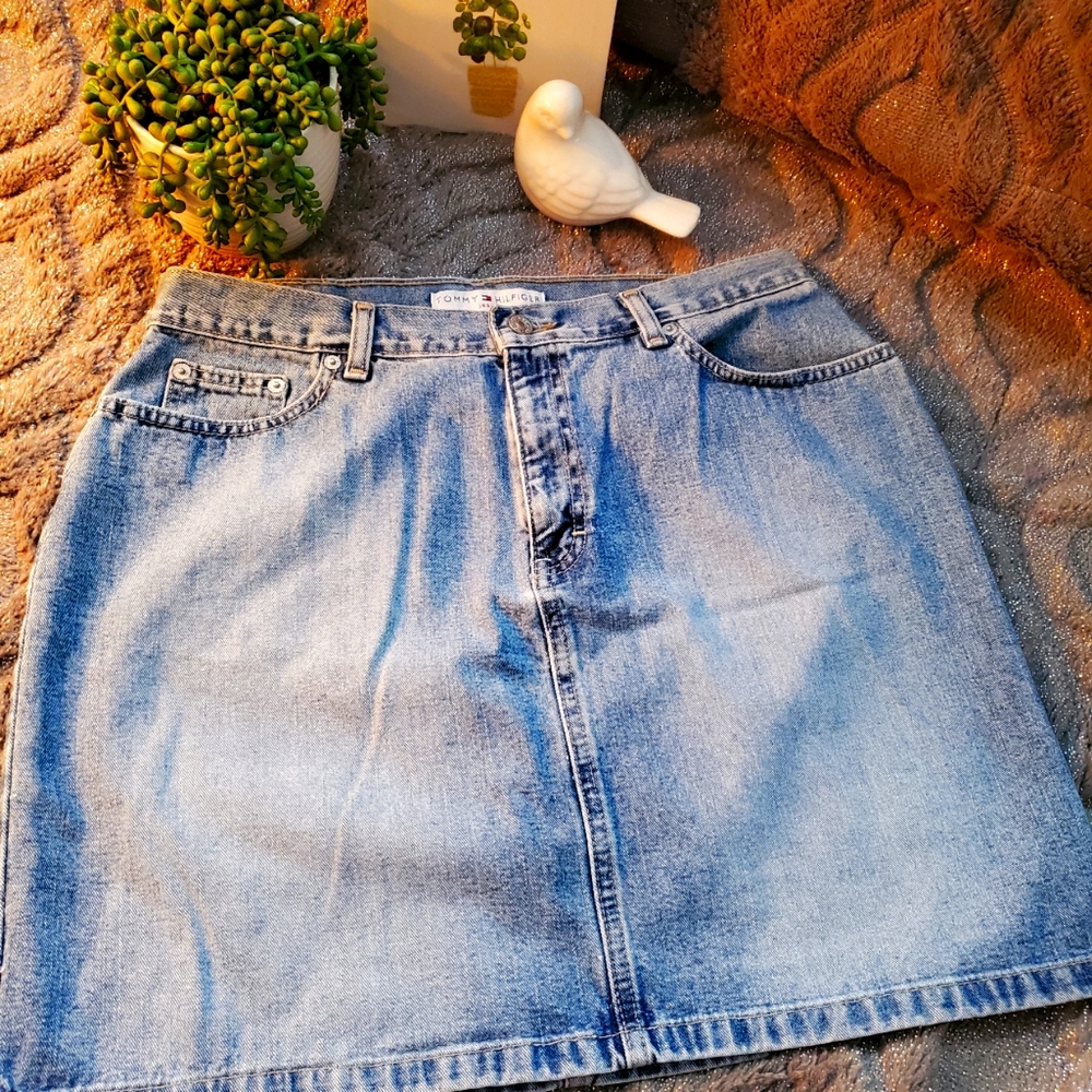 TOMMY HILFIGER jean skirt